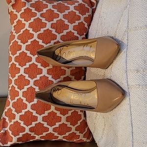 Sam Edelman: Size 6, women's pointed toe Hazel nude pumps; 3- 1/2 inches heel